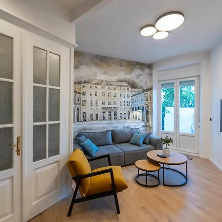 Appartamento Lusso With Sea View