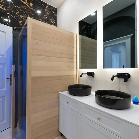 Lusso With Sea View Apartman